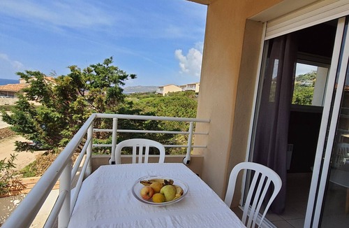 Tizzano Apartment | T2 sea view apartment