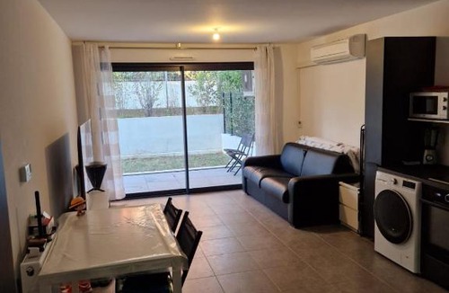 10th Arrondissement Apartment | T2 stade Vélodrome