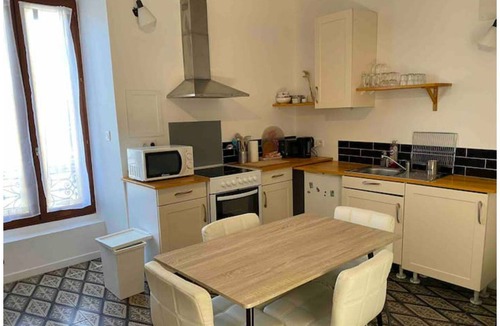 Saint-Thibery Apartment | T2 sunny and air-conditioned