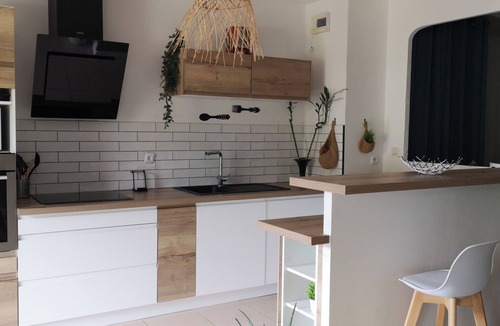 Rougiers Apartment | T2 WITH TERRACE