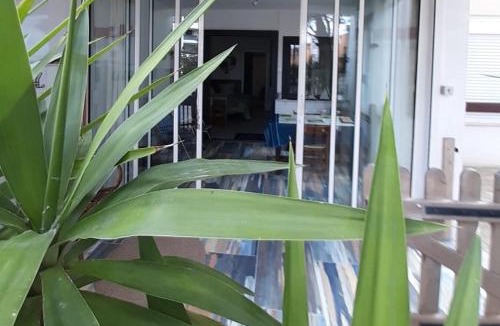 Le Grau-Du-Roi Apartment | T2bis Les YUCCAS 200 m plage du Boucanet Rive Droite Grau du Roi idéal 2-4 pers 3 étoiles Résidence Camargue Village