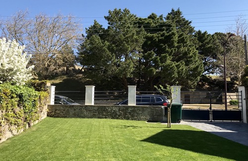 Le Croisic House | T3 4/5 Pax ON THE GROUND FLOOR, BY THE SEA, EVERY WALK OR BIKE, PARKING, WIFI