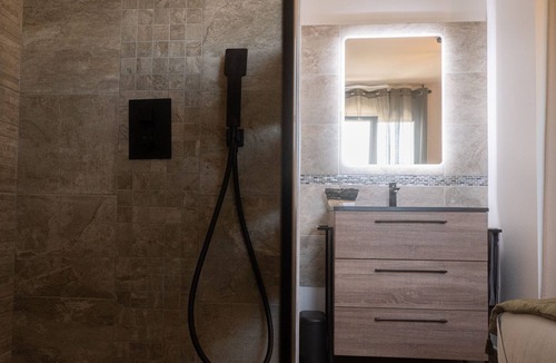 Villeneuve-les-Maguelone Apartment | T3 apartment, ideally located just 2 km from the magnificent beach.