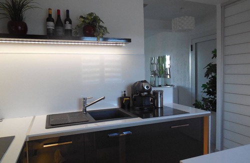 Sainte-Croix-du-Verdon Apartment | T3 apartment with air-conditioning+Box wifi Fibre+ Sat Eur terrace lake view (classified)