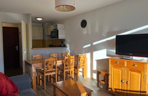 Gouaux-de-Larboust Apartment | T3 Apartment 8 pers - Near slopes, pool, free shuttle, pets allowed