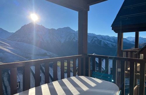 Gouaux-de-Larboust Apartment | T3 Apartment 8 pers - Near slopes, pool, free shuttle, pets allowed