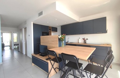 La Grande-Motte Apartment | T3 apartment, AC & sea view - 6 guests