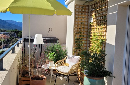 Argeles-sur-Mer Apartment | T3 Apartment with Large Terrace and View of the Albères