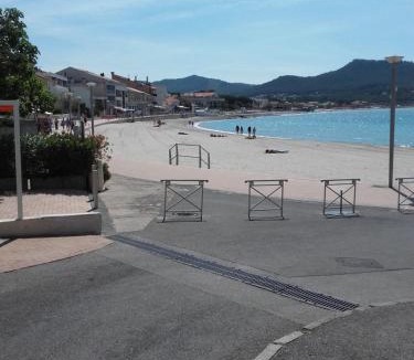 Les Lecques Apartment | T3 au bord de mer
