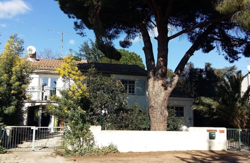 Lattes House | T3 au rdc de Villa Piscine Clim Parking a 8min des Plages