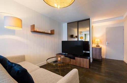 Le Busca Apartment | T3 avec Parking Clim Bus au pied, métro 5min