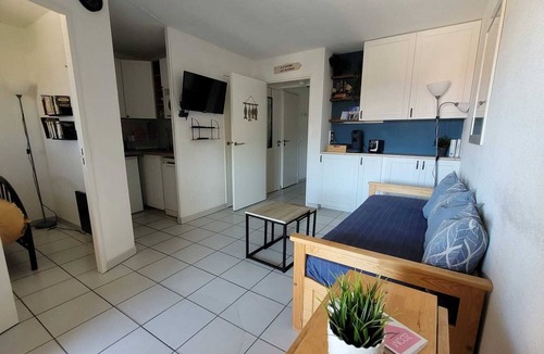 Miramar Apartment | T3 beachfront sandy beach French Riviera