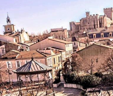 Salon-de-Provence Apartment | T3 Centre Parking 4pers Calme & Confort