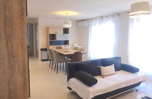 Montluel House | T3 des écorchats