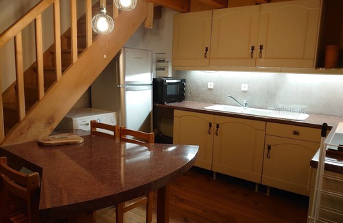 Bagneres-de-Luchon Apartment | T3 Duplex apartment for cures and vacations, Centre ville Allée d'Ethigny