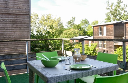 Montreal Condo | T3 duplex familial avec terrasse | Piscine