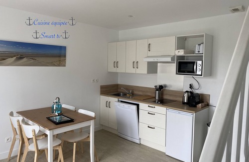 Fort-Mahon-Plage Apartment | T3 duplex hyper center fort mahon 700 meters from the beach close to all shops.