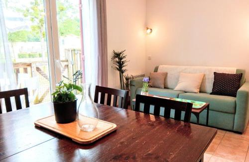 Barbaste Apartment | T3 Famille - piscine, aire de jeux - Barbaste