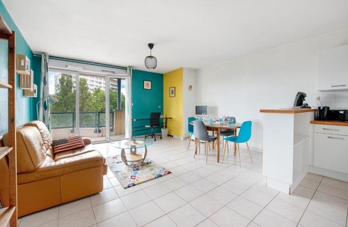 Minimes - Barriere de Paris Apartment | T3 - Grand Balcon vue canal - A 3 pas de la Gare