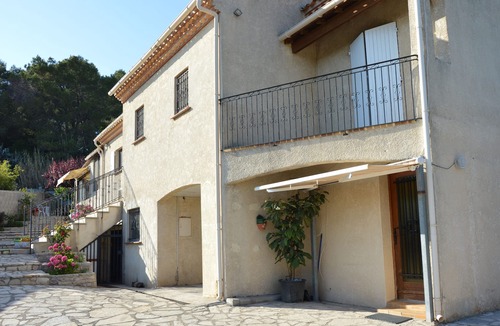 Poussan Apartment | t3 in villa in pousan near etang de thau and sete
