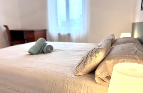 Castres Apartment | T3 l 65m 2 l Bright & Quiet