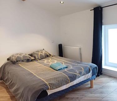 Foulayronnes Apartment | T3 le caoulet, 3 pers, 3lits, wifi, climatisation