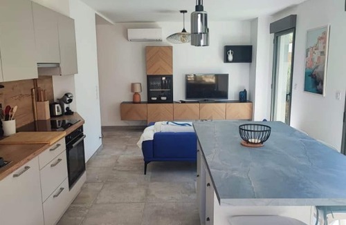 Pinarellu Apartment | T3 LE ROCHER RES A TEPPA