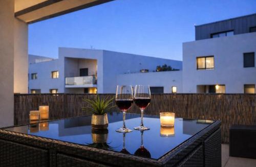 Saint-Jean-de-Vedas Apartment | T3 moderne-Parking&Terrasse à 5 min de Montpellier