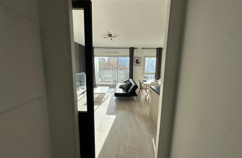 Saint-Jacques-de-la-Lande Apartment | T3 proche aéroport