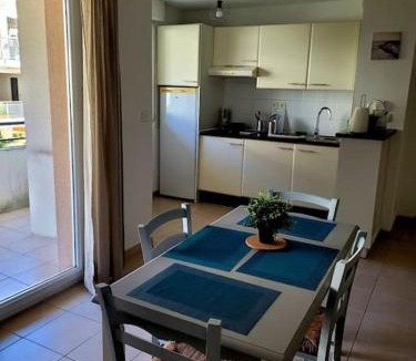 Deux Croix-Banchais Apartment | T3 proche bus et tram