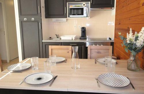 Saint-Mamet Apartment | T3 Sud avec balcon, piscine, parking, animaux ok et wifi - FR-1-313-236