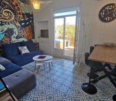 Banyuls-sur-Mer Apartment | T3 terrasse classé 4 étoiles le Poulpe 200m front de mer