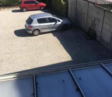 Troyes Apartment | t3 terrasse , parking gratuit, climatisé