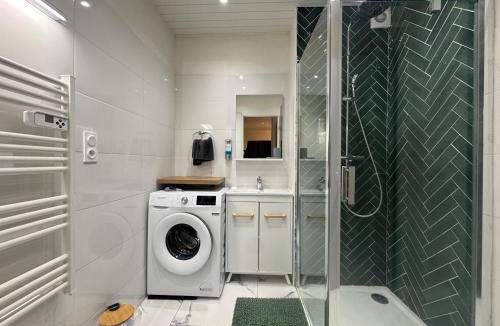Decazeville Apartment | T3 tout confort avec parking privé & climatisation
