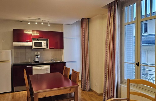 Bagneres-de-Luchon Apartment | T3 town center Bagnères-de-Luchon - LL/SL