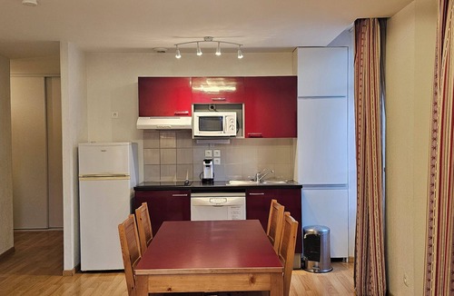 Bagneres-de-Luchon Apartment | T3 town center Bagnères-de-Luchon - LL/SL