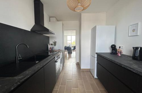 Bascule - Oratoire Apartment | T4 - 5min Airbus - 10min Aéroport - Parking