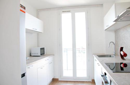 Bascule - Oratoire Apartment | T4 Pro Groupes - 5min Airbus - 6pers - Parking