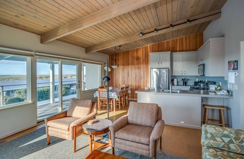 Gearhart Condo | T422 - 3 bedroom unit by beach access