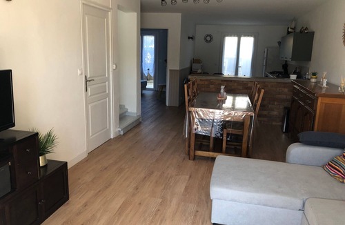 Port-la-Nouvelle Villa | T5 House 110m² with enclosed garden, near beach, pets allowed, parking