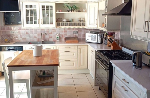 Saint Alban Auriolles House | T6 Villa in Ardèche with Pool and Pets Allowed