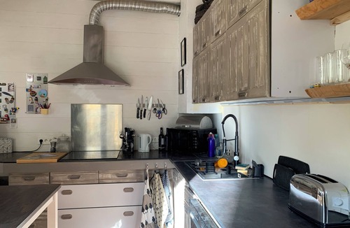 Saint-Laurent-de-la-Salanque House | Tastefully renovated town house, courtyard and terrace with trees, 5 minutes from the beach