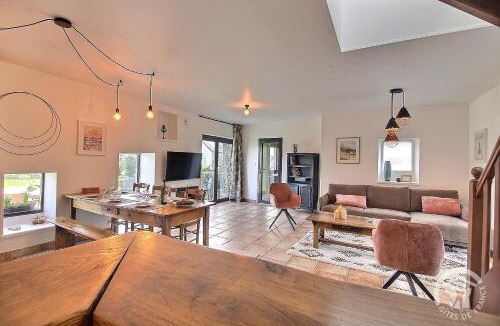 Plourhan House | Tabata