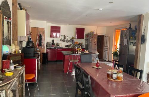 Bellevue-la-Montagne Bed & Breakfast | TABLE D'HOTES chez Dany Maomaow et Garfield