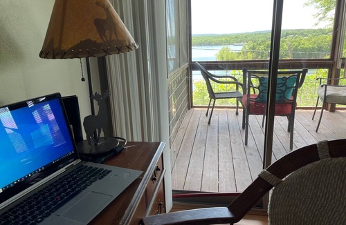 Cassville Cottage | Table Rock Lake Big M Marina close to Eagle Rock