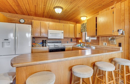 Shell Knob Cabin | Table Rock Lake Cabin w/Waterfront Views!