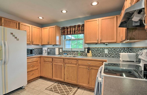 Arrow Point Cottage | Table Rock Lake Retreat < 1 Mi to Boat Launch