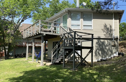 Eureka Springs House | Table Rock Lakeview Home Retreat: Stunning Sunsets, Close to Eureka Springs