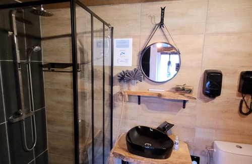 Folkling Bed & Breakfast | Tables and Bed and Breakfast