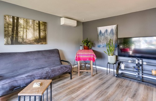 Hilltop House | Tacoma Home w/ Covered Patio & Fire Pit!